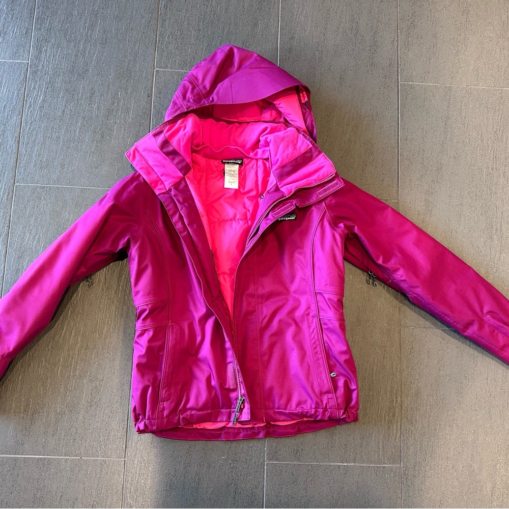Patagonia fushia ski jacket